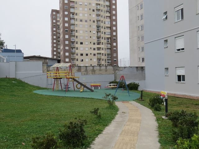 Apartamento 3 quartos e 2 banheiros, à venda, no bairro De Lazzer em Caxias do Sul