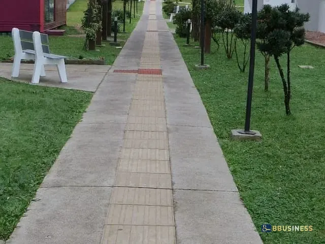 Apartamento 3 quartos e 2 banheiros, à venda, no bairro De Lazzer em Caxias do Sul