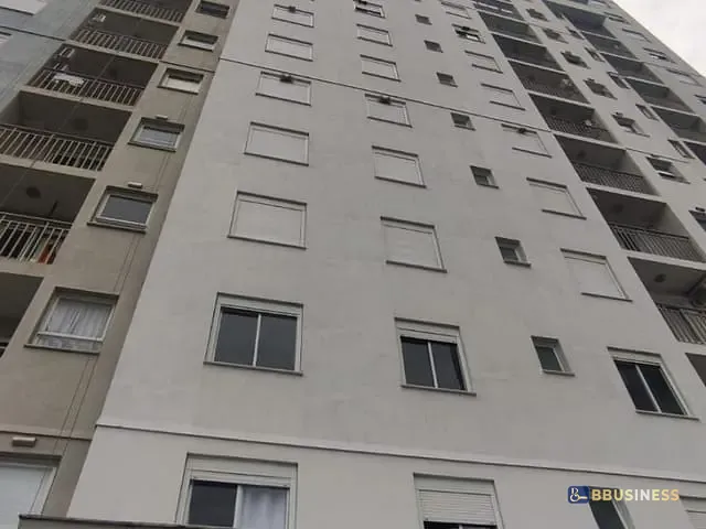 Apartamento 3 quartos e 2 banheiros, à venda, no bairro De Lazzer em Caxias do Sul