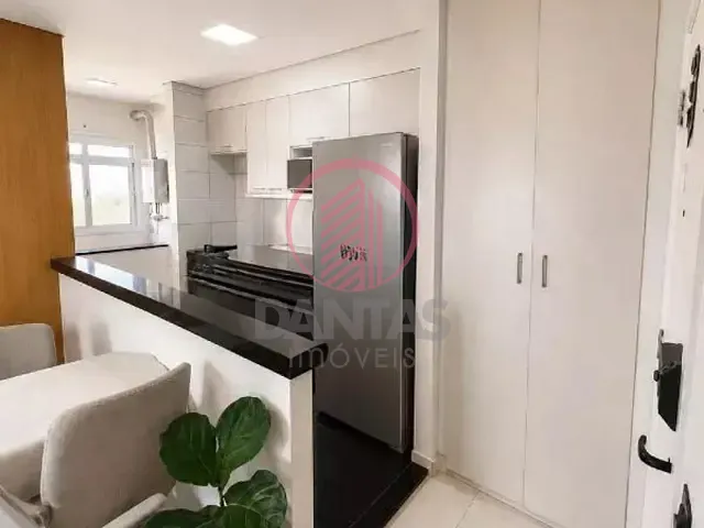 Apartamento com 57m² 2 quartos e 2 banheiros, à venda, no bairro Umuarama em Osasco