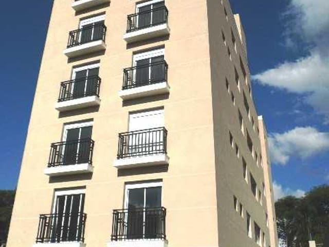 Apartamento 2 quartos e 2 banheiros, para alugar, no bairro Bacacheri em Curitiba
