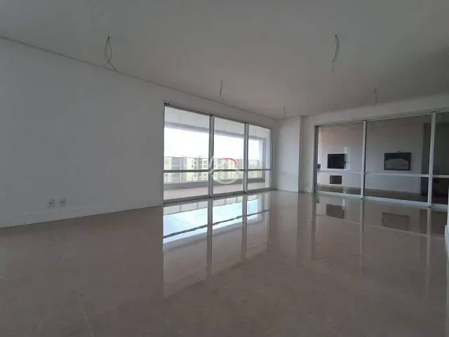 Apartamento com 384m² 4 quartos e 6 banheiros, à venda, no bairro Gleba Fazenda Palhano em Londrina