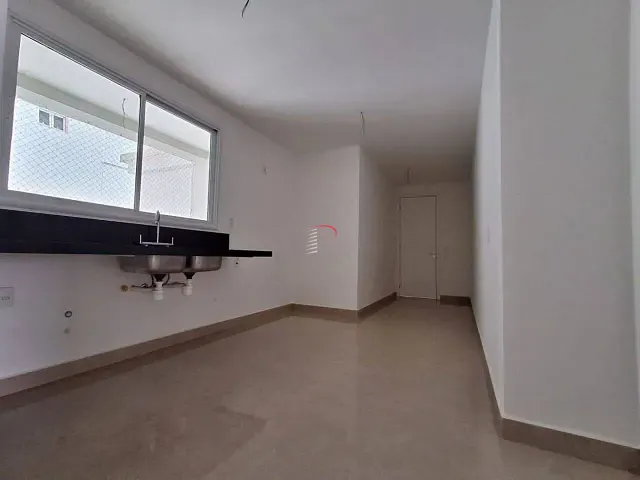 Apartamento com 384m² 4 quartos e 6 banheiros, à venda, no bairro Gleba Fazenda Palhano em Londrina