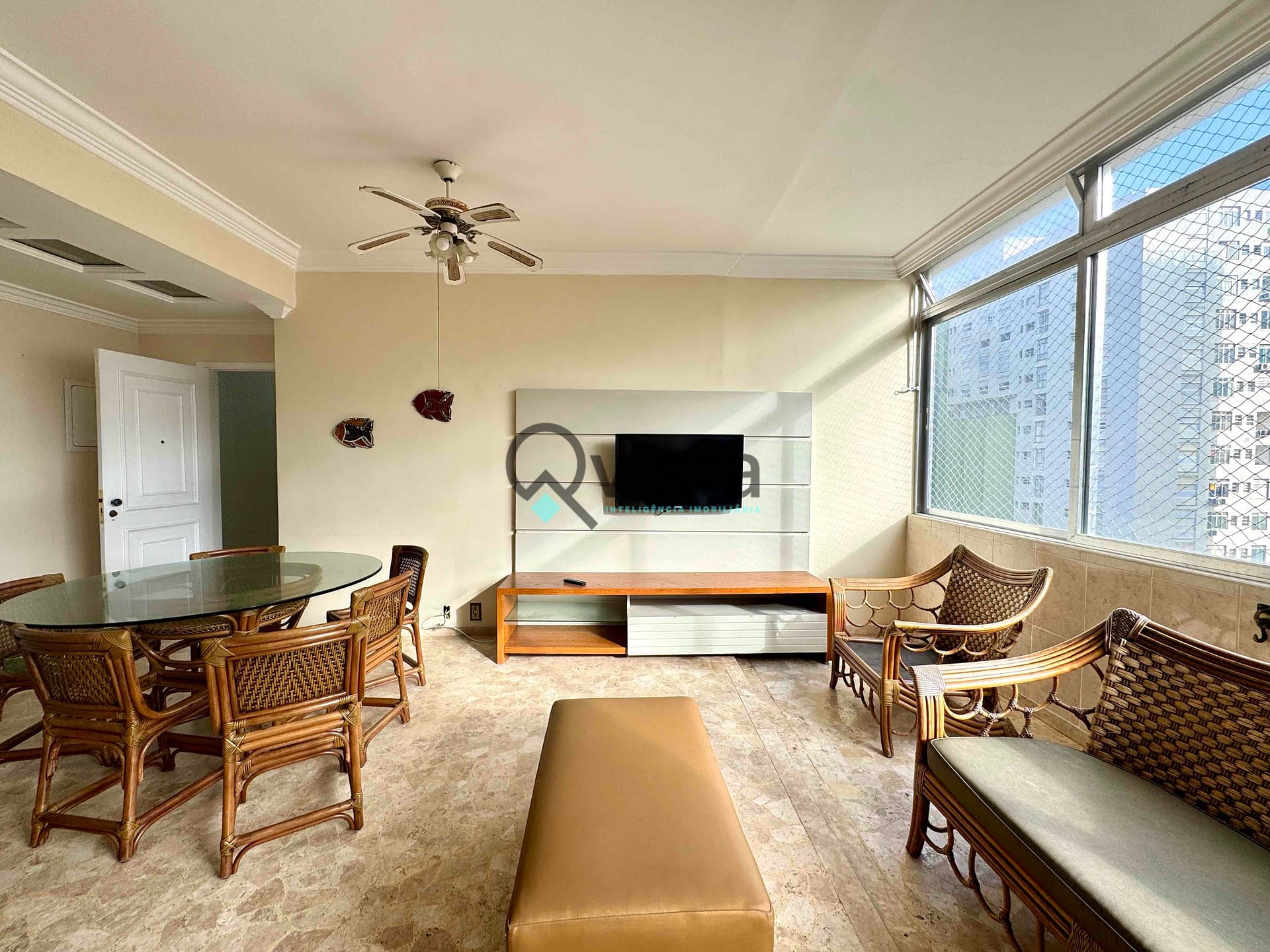 Apartamento à venda com 3 quartos, 160m² - Foto 3