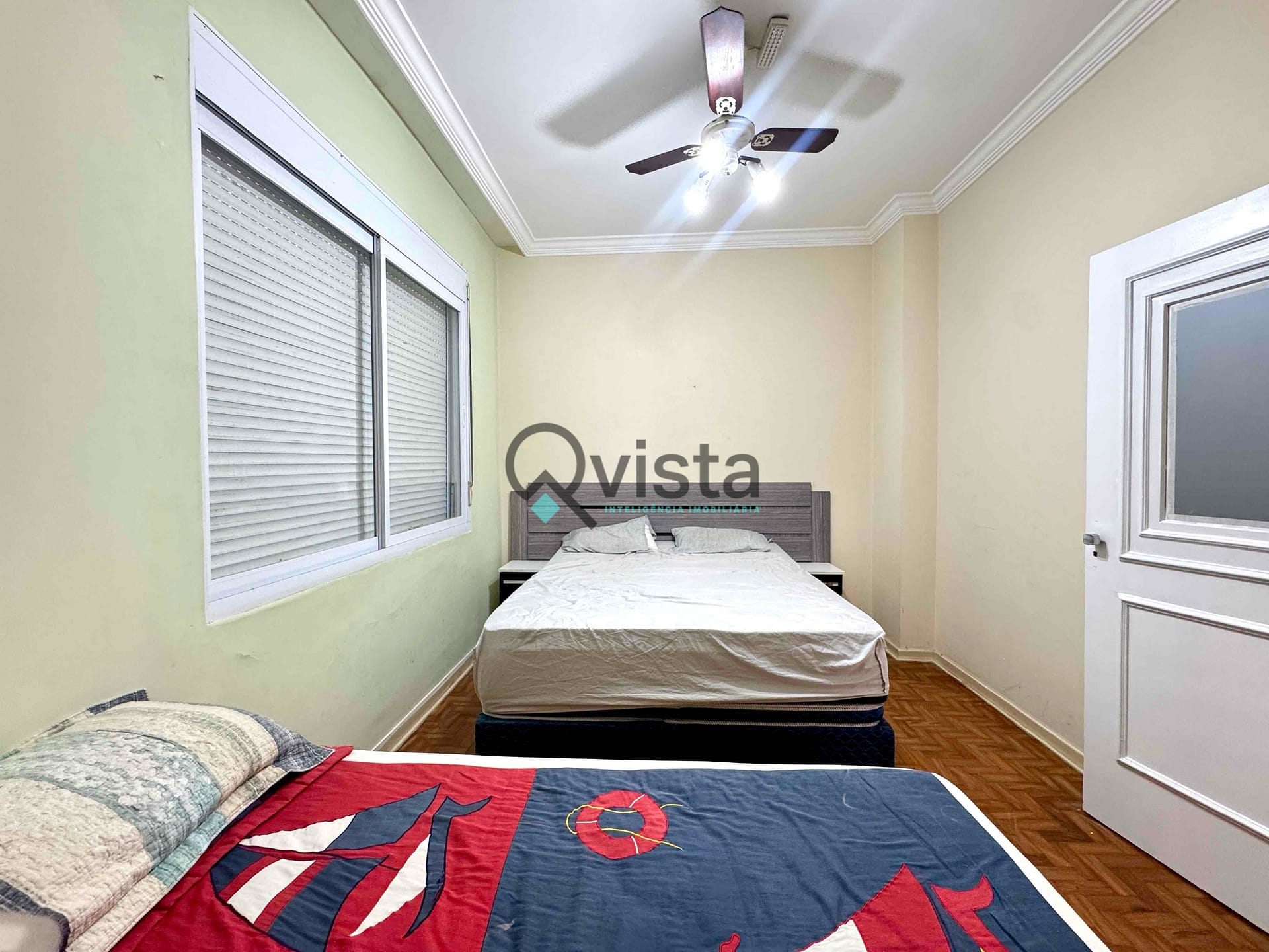 Apartamento à venda com 3 quartos, 160m² - Foto 4