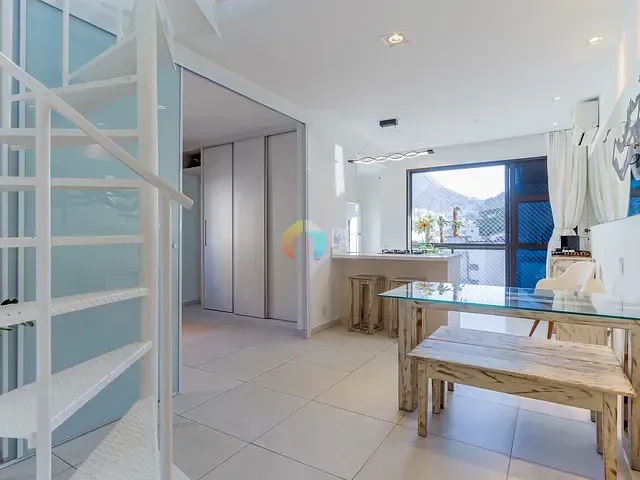 Cobertura / Penthouse com 116m² 2 quartos e 3 banheiros, à venda, no bairro Botafogo em Rio de Janeiro