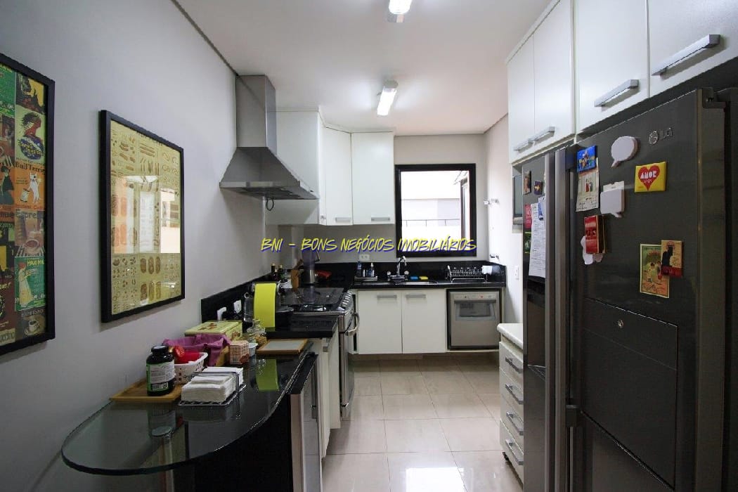 Apartamento à venda com 3 quartos, 134m² - Foto 12