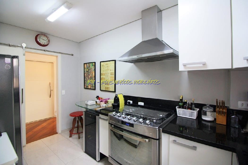 Apartamento à venda com 3 quartos, 134m² - Foto 13