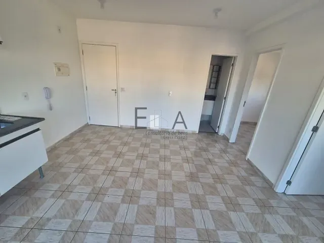 Apartamento com 45m² 2 quartos e 1 banheiro, para alugar, no bairro Vila Invernada em São Paulo