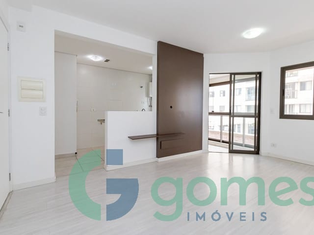 Apartamento 2 quartos e 2 banheiros, à venda, no bairro Capão Raso em Curitiba