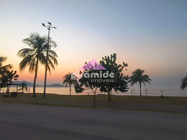 Apartamento com 87m² 3 quartos e 2 banheiros, à venda, no bairro Massaguaçu em Caraguatatuba
