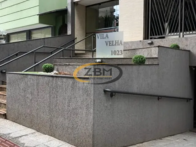 Apartamento com 243m² 4 quartos e 5 banheiros, à venda, no bairro Centro em Londrina