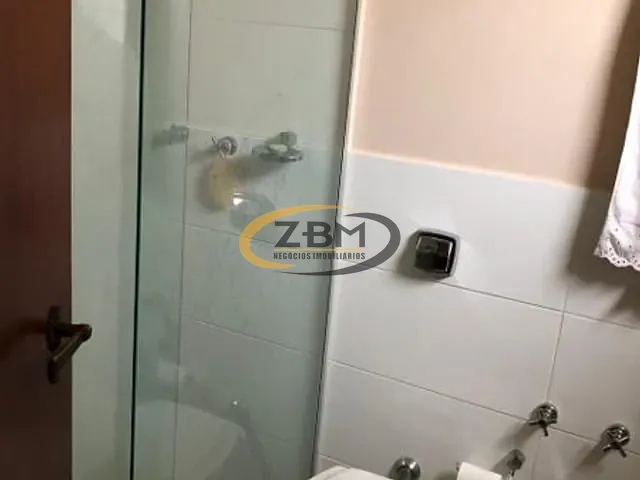 Apartamento com 243m² 4 quartos e 5 banheiros, à venda, no bairro Centro em Londrina