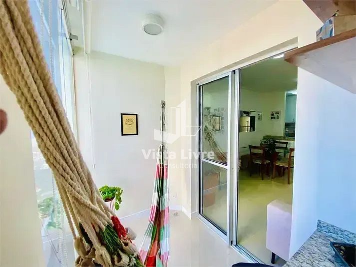 Apartamento à venda com 2 quartos, 66m² - Foto 9