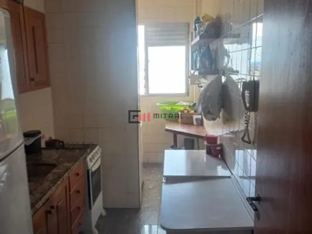 Apartamento 2 quartos e 1 banheiro, à venda, no bairro Judith em Londrina