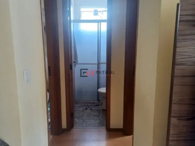Apartamento 2 quartos e 1 banheiro, à venda, no bairro Judith em Londrina