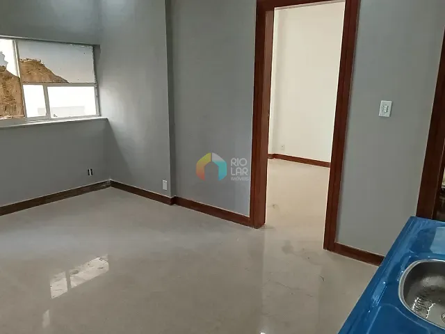 Apartamento com 43m² 2 quartos e 1 banheiro, à venda, no bairro Centro em Rio de Janeiro