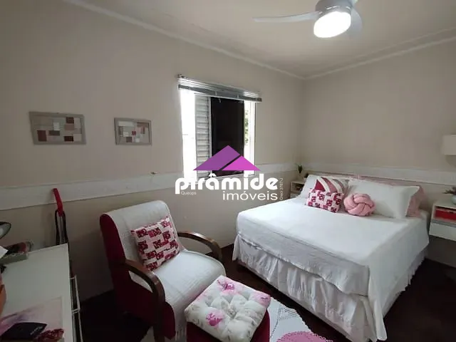 Apartamento com 101m² 3 quartos e 2 banheiros, à venda, no bairro Jardim Estoril em São José dos Campos