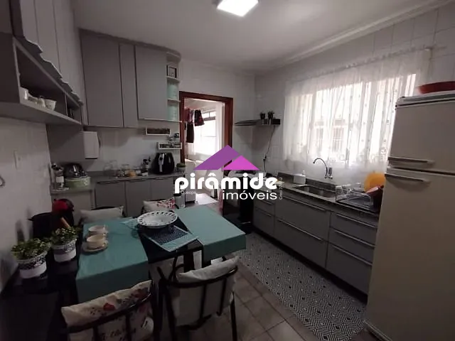 Apartamento com 101m² 3 quartos e 2 banheiros, à venda, no bairro Jardim Estoril em São José dos Campos
