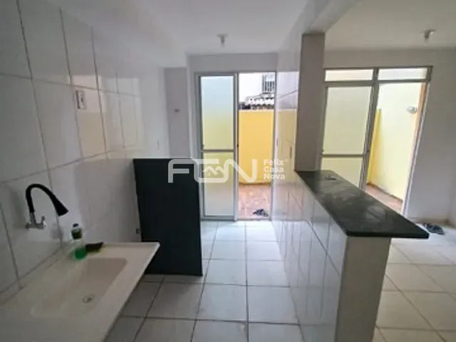 Apartamento com 56m² 2 quartos e 1 banheiro, à venda, no bairro Recreio Ipitanga em Lauro de Freitas