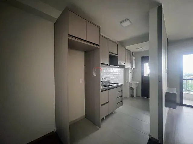 Apartamento com 105m² 2 quartos e 2 banheiros, para alugar, no bairro Centro em Londrina