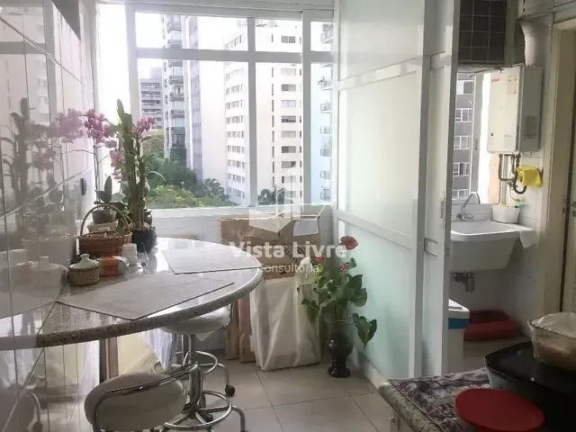 Apartamento com 127m² 3 quartos e 3 banheiros, à venda, no bairro Higienópolis em São Paulo