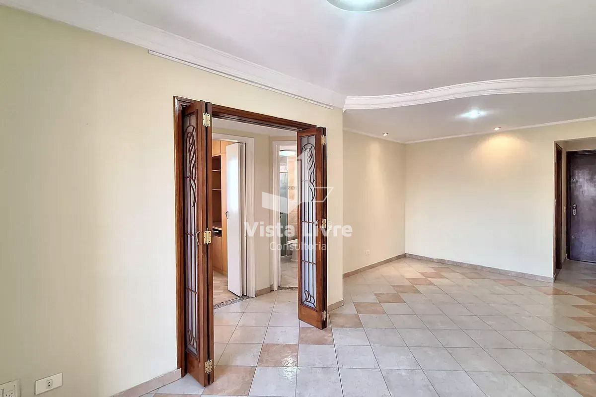 Apartamento à venda com 2 quartos, 70m² - Foto 3