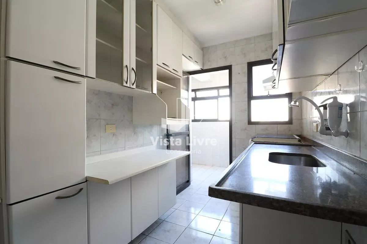 Apartamento à venda com 2 quartos, 70m² - Foto 8
