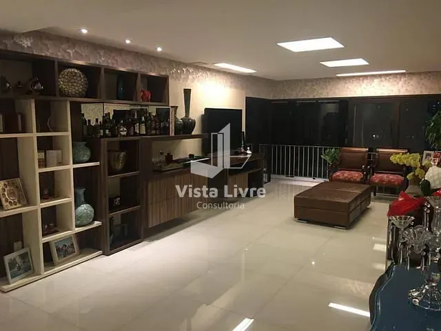 Apartamento com 177m² 3 quartos e 4 banheiros, à venda, no bairro Moema em São Paulo