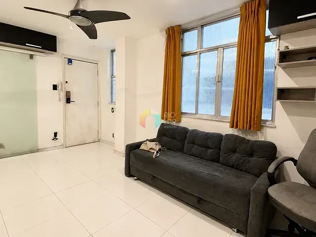Apartamento com 46m² 1 quarto e 1 banheiro, à venda, no bairro Copacabana em Rio de Janeiro