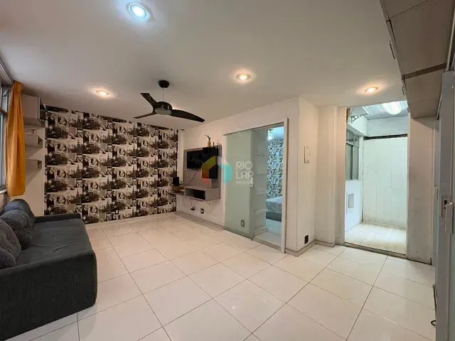 Apartamento com 46m² 1 quarto e 1 banheiro, à venda, no bairro Copacabana em Rio de Janeiro