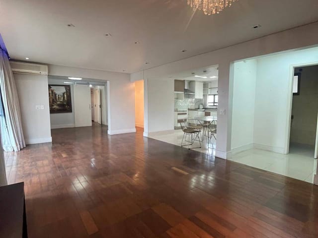 Foto do Apartamento - Amplo Apartamento de 145 m² à venda, 3 dormitórios, com 2 Suítes no Condomínio Edifício Itaparica, Localizado na região doTatuapé - São Paulo | Organização Imobiliária Açores