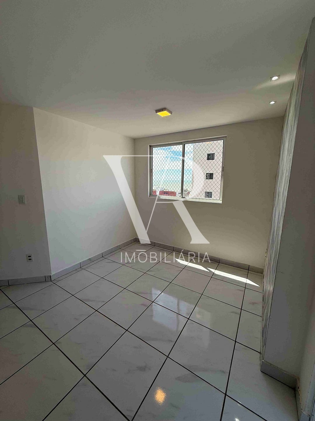 Apartamento à venda com 4 quartos, 95m² - Foto 3
