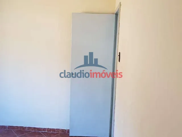 Apartamento 2 quartos e 1 banheiro, para alugar, no bairro Jardim Boa Vista em Barra Mansa