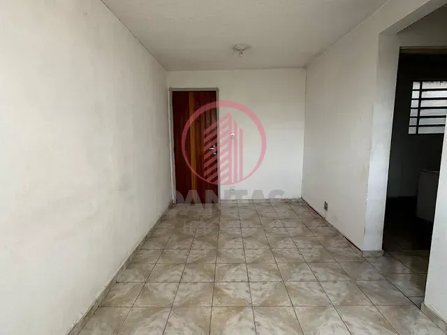 Apartamento 2 quartos e 1 banheiro, à venda, no bairro São Pedro em Osasco
