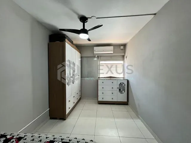 Apartamento 1 quarto e 1 banheiro, à venda, no bairro Jardim Astúrias em Guarujá