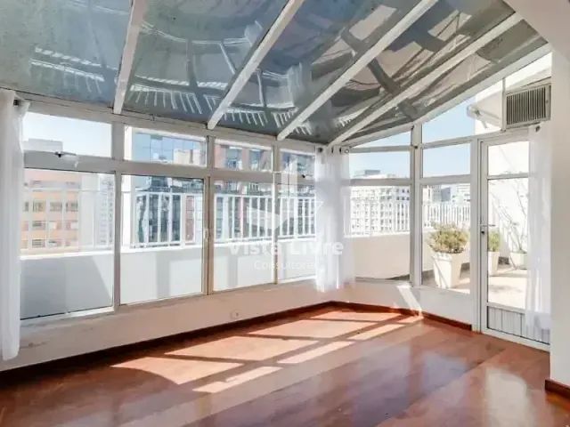 Apartamento com 120m² 2 quartos e 2 banheiros, à venda, no bairro Itaim Bibi em São Paulo