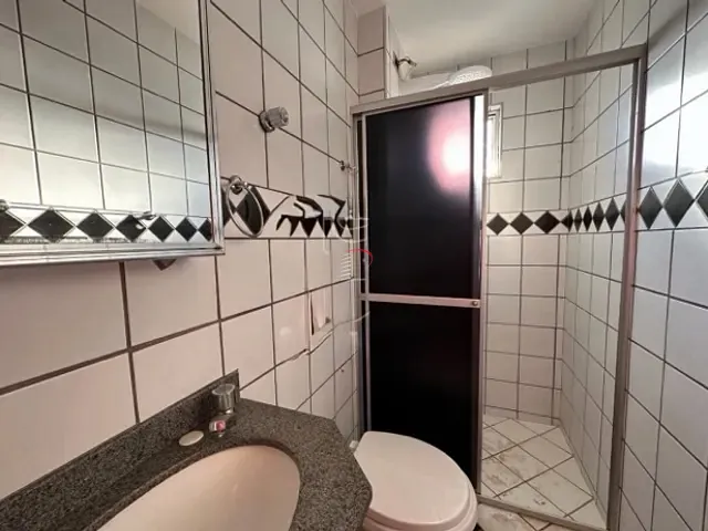 Apartamento com 66m² 2 quartos e 1 banheiro, à venda, no bairro Centro em Londrina
