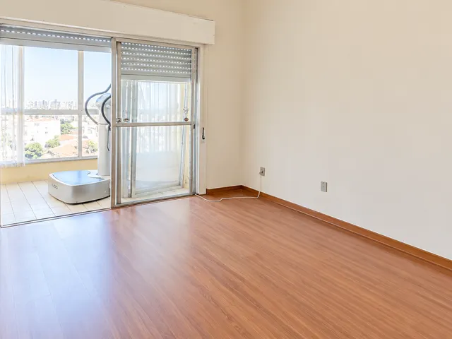 Apartamento com 128m² 3 quartos e 2 banheiros, à venda, no bairro Centro em Pelotas