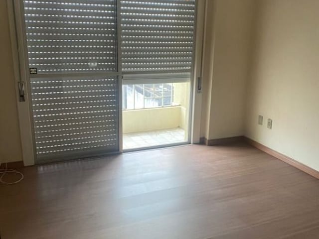Apartamento com 125m² 3 quartos e 2 banheiros, à venda, no bairro Centro em Pelotas