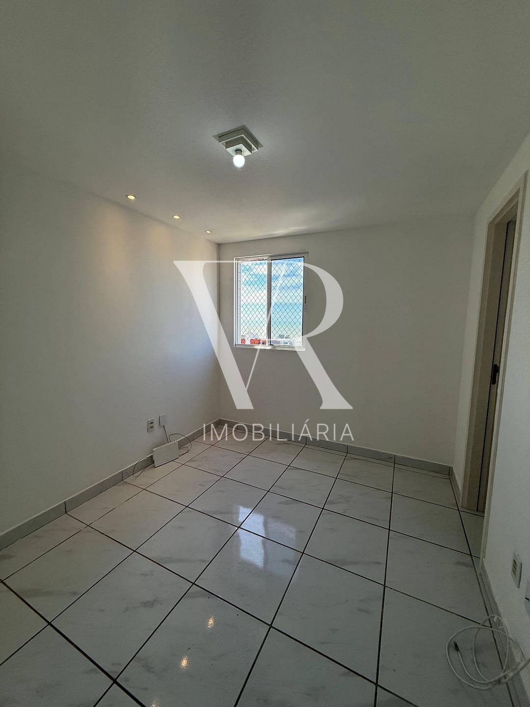 Apartamento à venda com 4 quartos, 95m² - Foto 5