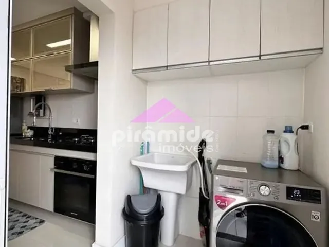 Apartamento com 10m² 2 quartos e 2 banheiros, à venda, no bairro Loteamento Villa Branca em Jacareí