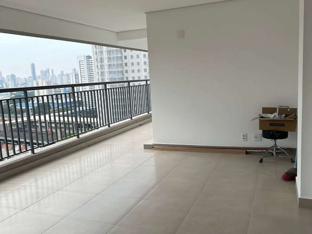 Foto do Apartamento - 🎯 O Toque de Requinte que Você Merece: 134m² com 3 Suítes e Muito Estilo! | Organização Imobiliária Açores