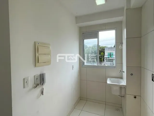 Apartamento com 50m² 2 quartos e 1 banheiro, à venda, no bairro Jardim Limoeiro em Camaçari