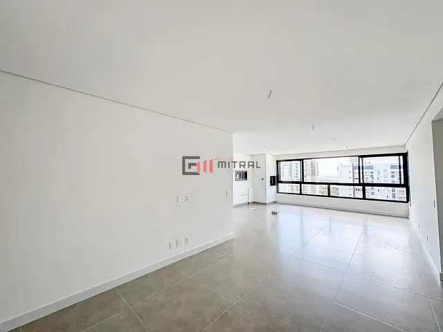 Apartamento com 261m² 2 quartos e 3 banheiros, à venda, no bairro Gleba Fazenda Palhano em Londrina
