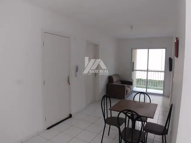 Apartamento 3 quartos e 1 banheiro, à venda, no bairro Uvaranas em Ponta Grossa