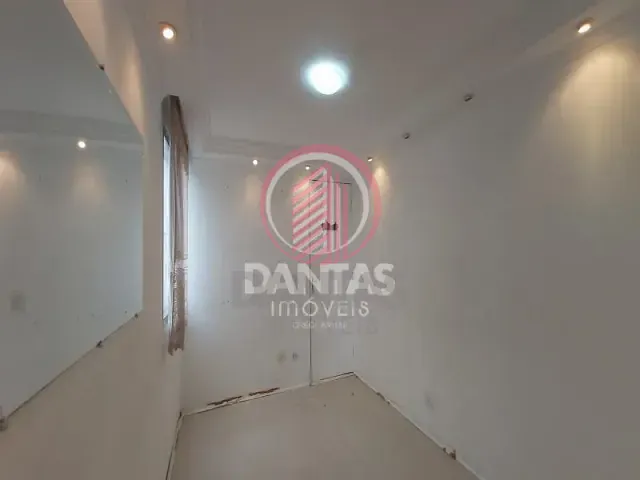 Apartamento 2 quartos e 1 banheiro, à venda, no bairro São Pedro em Osasco