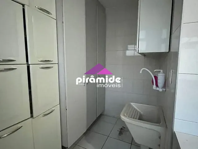 Apartamento com 90m² 3 quartos e 2 banheiros, à venda ou para alugar, no bairro Jardim das Indústrias em São José dos Campos