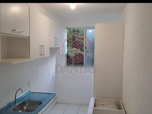Apartamento 2 quartos e 1 banheiro, à venda, no bairro Recanto Vista Alegre em Cotia