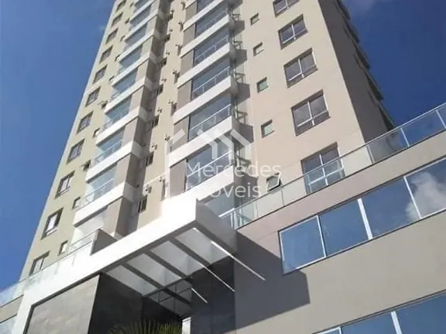 Apartamento com 80m² 2 quartos e 2 banheiros, para alugar, no bairro Centro em Itajaí